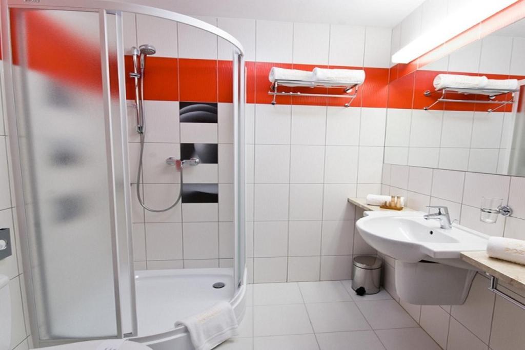Hotel Poznanski A2 Lubon Room photo